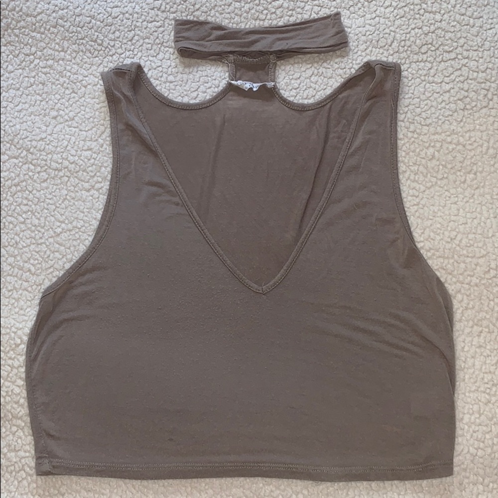 CROP TANK WITH CHOKER ❣️